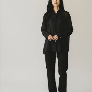 Theory Silk Weekender Tie-Neck Classic Georgette Button down Shirt Sz S